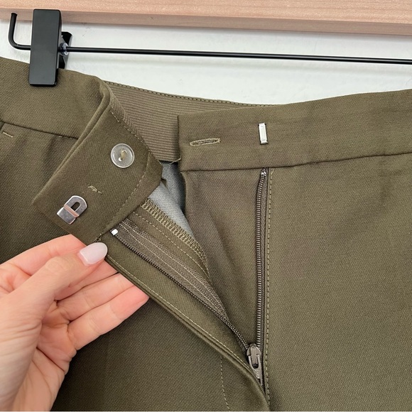 NWOT H&M Slim Fit Straight Leg Ankle Trousers Pants in Olive Green - Picture 4 of 7
